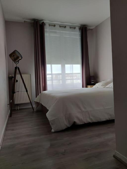 Apartamento App 5 Pers, Parking, 3Mn Rer A, 40 Mn Du Centre De Paris, Cergy Le Haut Exterior foto
