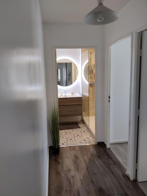 Apartamento App 5 Pers, Parking, 3Mn Rer A, 40 Mn Du Centre De Paris, Cergy Le Haut Exterior foto